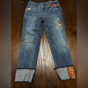 Chicos so slimming girlfriend slim leg Ankle. Size 6 (Chicos size 0.5R)